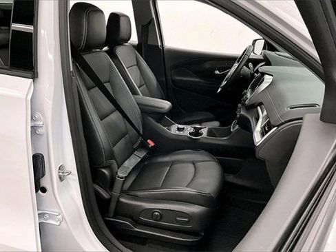 Used 2023 GMC Terrain SLT w/ Tech Package image 7