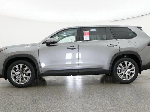 New 2026 Toyota Grand Highlander Limited image 19