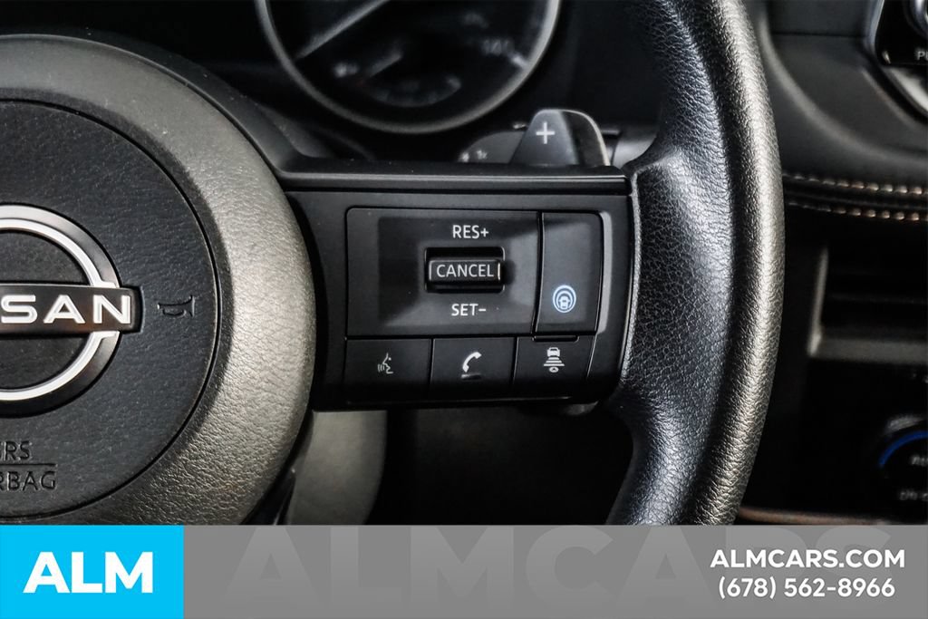Used 2024 Nissan Rogue SV FWD image 26