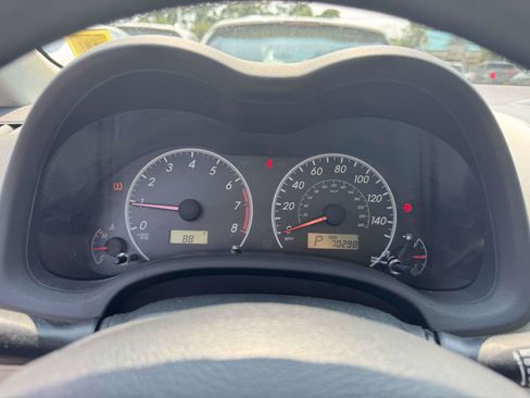 Used 2012 Toyota Corolla LE FWD image 19