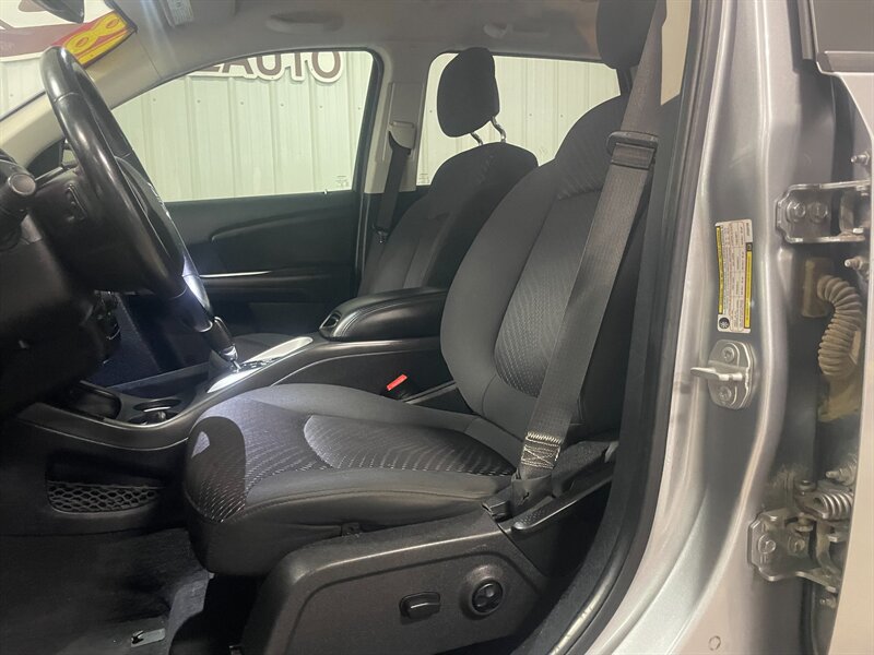 Used 2018 Dodge Journey SXT w/ Safe & Sound Group AWD/4WD image 15