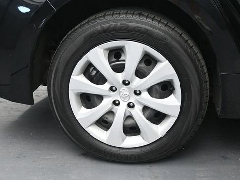 Used 2024 Toyota Corolla LE image 32
