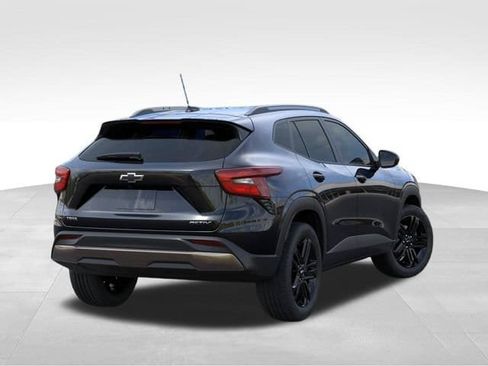 New 2026 Chevrolet Trax ACTIV FWD image 4