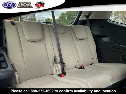 Used 2019 Subaru Ascent Premium image 14