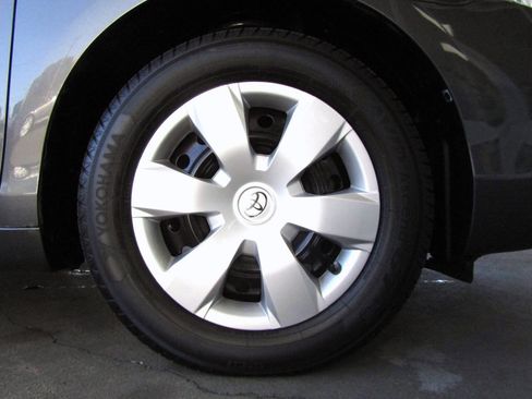 Used 2007 Toyota Camry LE image 11