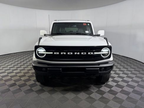 Used 2025 Ford Bronco Outer Banks AWD/4WD image 5