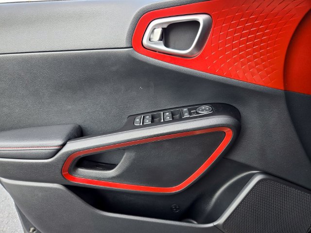 Used 2024 Kia Soul GT-Line FWD image 37