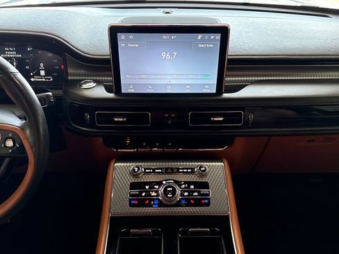 Used 2024 Lincoln Aviator Black Label w/ Jet Package AWD/4WD image 26