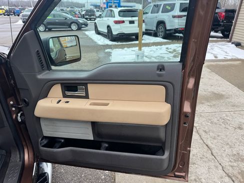 Used 2012 Ford F150 XLT w/ XLT Chrome Pkg image 15