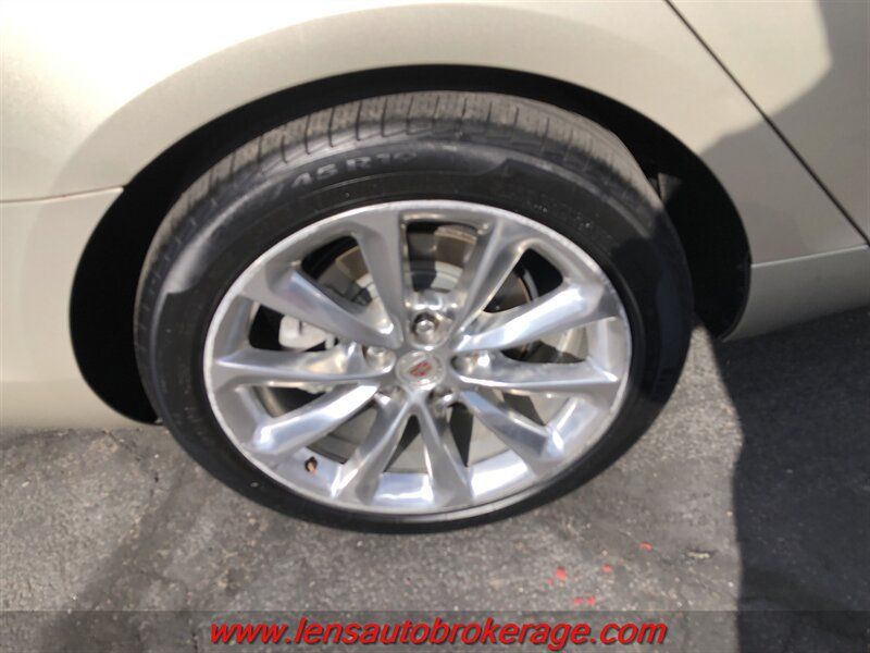 Used 2013 Cadillac XTS Premium FWD image 24