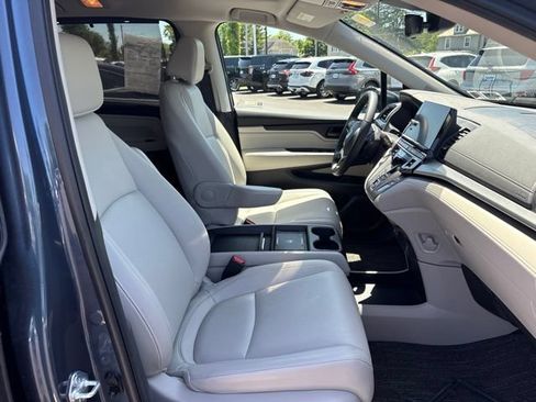 Used 2026 Honda Odyssey EX-L image 13