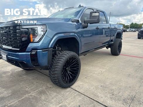 Used 2025 GMC Sierra 2500 Denali Ultimate AWD/4WD image 1