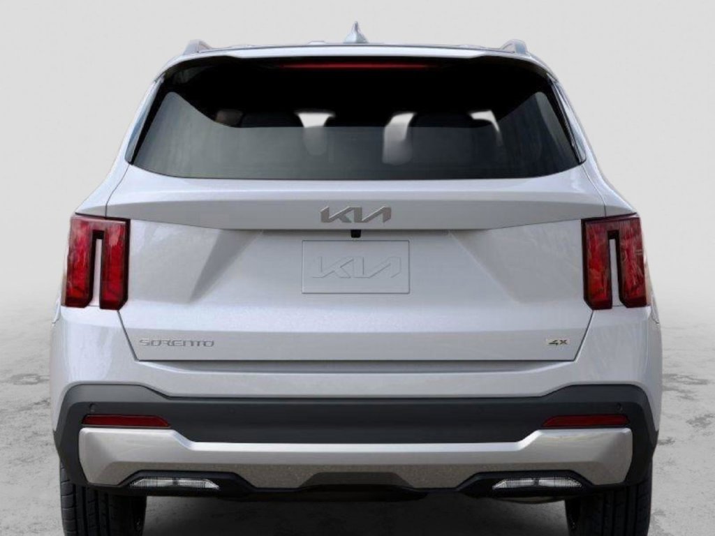 Used 2025 Kia Sorento S AWD/4WD image 13