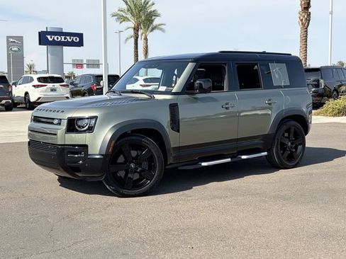 Used 2023 Land Rover Defender 110 X-Dynamic SE AWD/4WD image 2