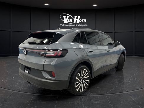Used 2025 Volkswagen ID.4 Pro AWD/4WD image 7