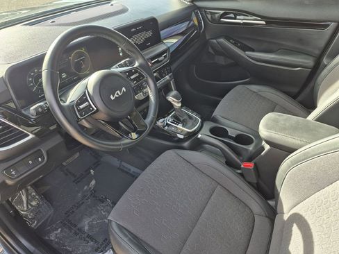 Certified 2024 Kia Seltos S image 12