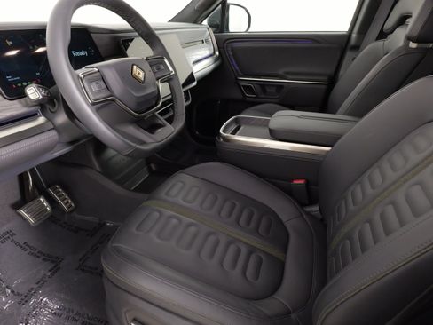 Used 2023 Rivian R1S Adventure AWD/4WD image 29