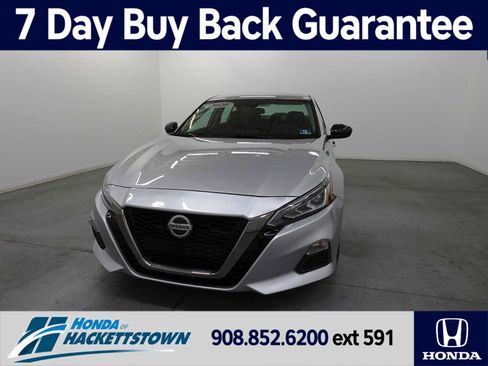 Used 2020 Nissan Altima 2.5 SR FWD image 1