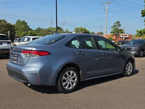 Used 2024 Toyota Corolla LE FWD image 5