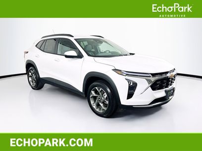 Used 2025 Chevrolet Trax LT w/ LT Convenience Package