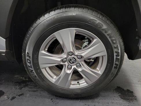 Used 2025 Toyota RAV4 XLE image 10