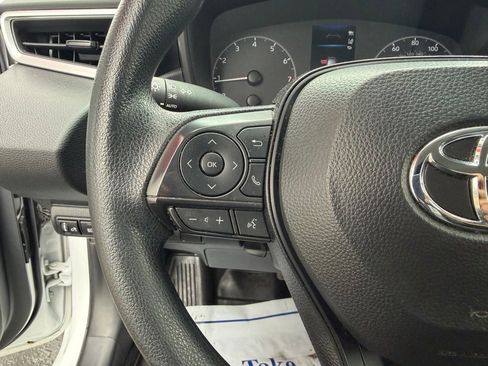 Used 2024 Toyota Corolla LE image 17