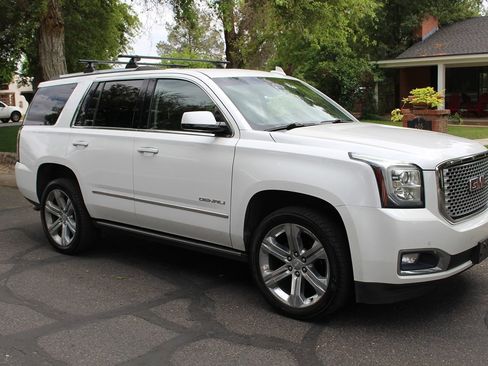 Used 2017 GMC Yukon Denali w/ Open Road Package image 46