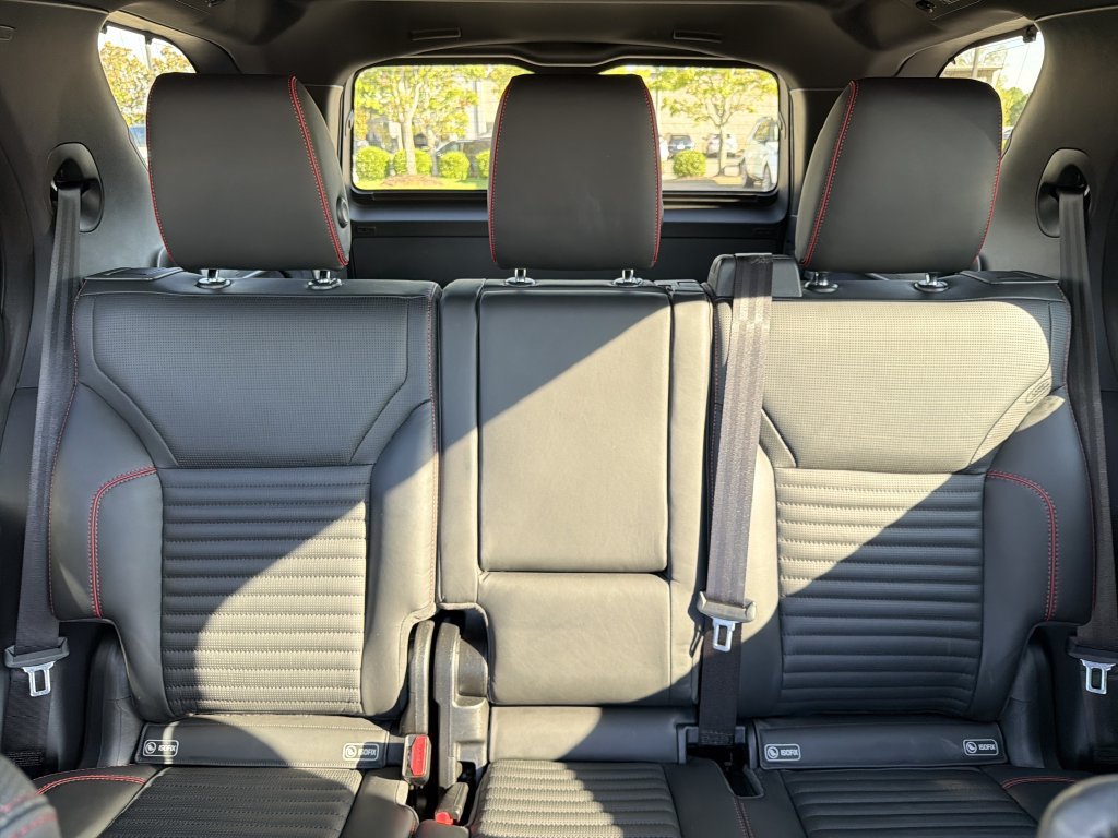 Used 2019 Land Rover Discovery HSE AWD/4WD image 29