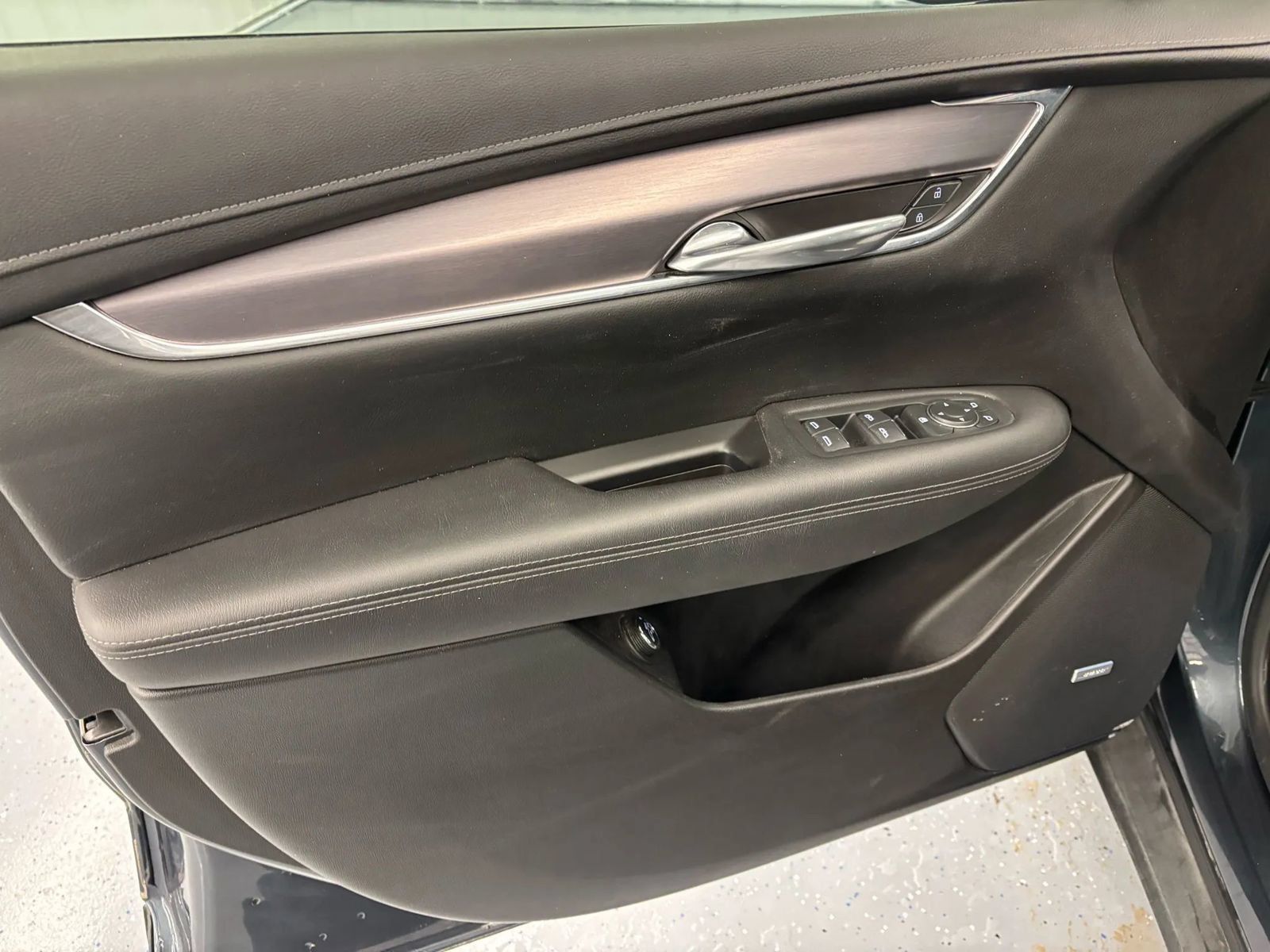 Used 2021 Cadillac XT5 Luxury FWD image 37