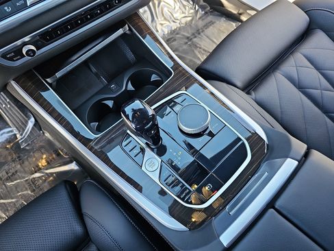 Used 2023 BMW X5 sDrive40i w/ Parking Assistance Package image 26