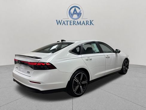 Used 2023 Honda Accord Sport image 6