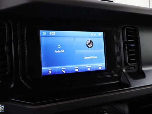 Used 2022 Ford Bronco Black Diamond image 20