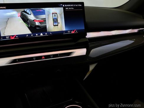 Used 2026 BMW 550e xDrive image 19