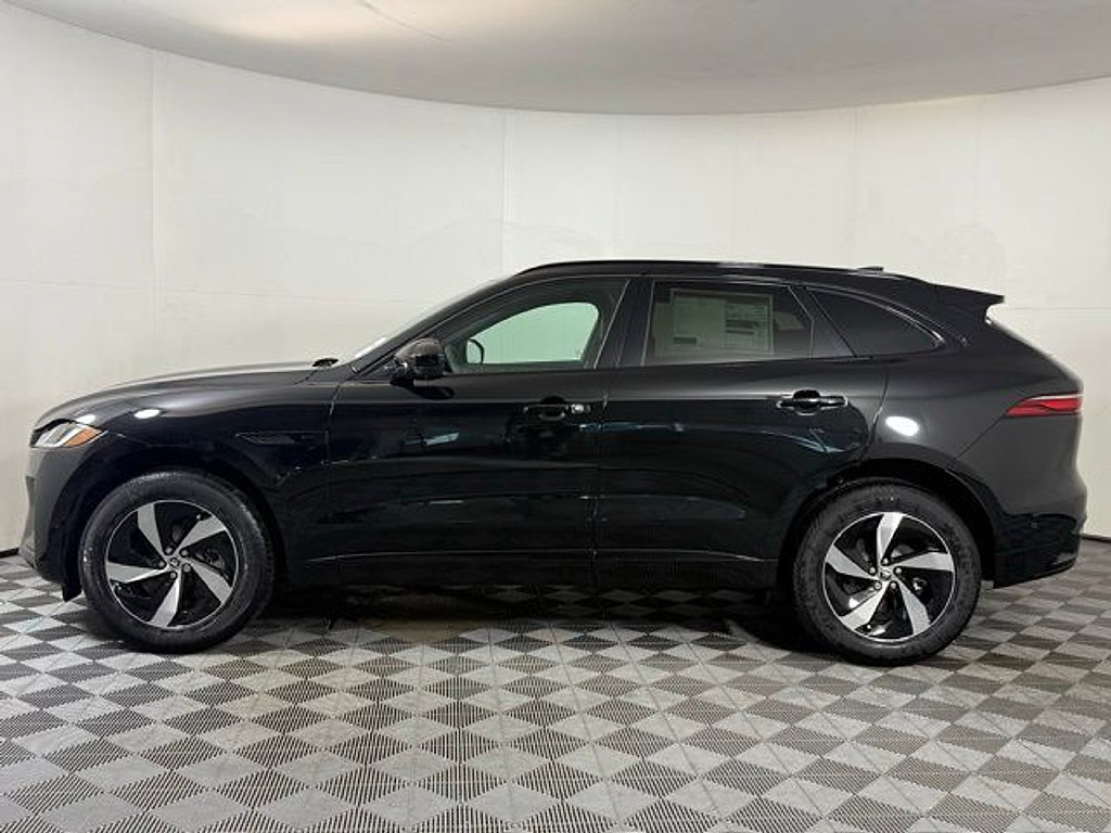 New 2026 Jaguar F-PACE R-Dynamic S AWD/4WD image 3