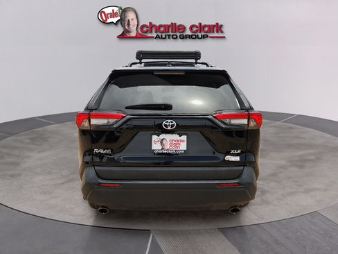 Used 2024 Toyota RAV4 XLE Premium FWD image 4