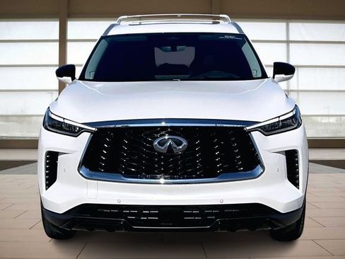 Used 2025 INFINITI QX60 Luxe w/ Vision Package image 3