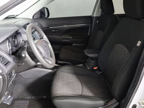 Used 2024 Mitsubishi Outlander Sport ES AWD/4WD image 14