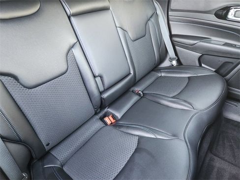 Used 2026 Jeep Compass Latitude image 26