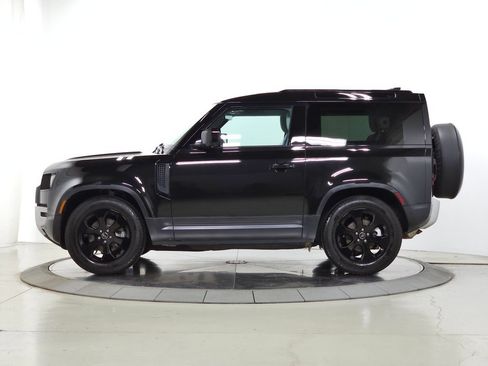 Used 2025 Land Rover Defender 90 S AWD/4WD image 2