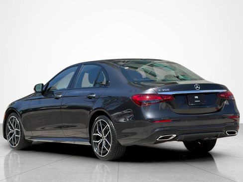 Used 2022 Mercedes-Benz E 350 Sedan image 3