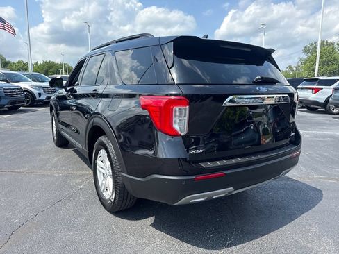 Used 2022 Ford Explorer XLT w/ Equipment Group 202A AWD/4WD image 10