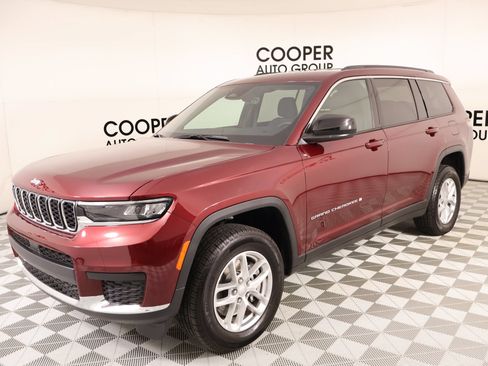 Used 2025 Jeep Grand Cherokee L Laredo w/ Luxury Tech Group I AWD/4WD image 10