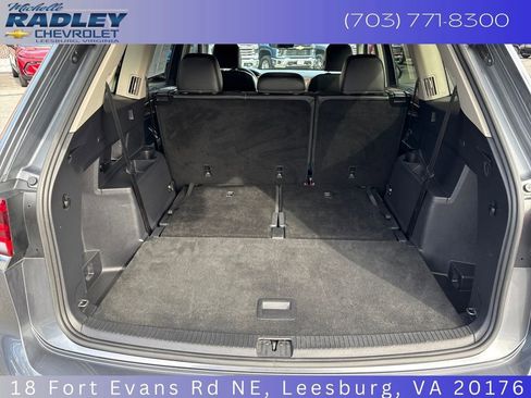 Used 2025 Volkswagen Atlas SE image 13