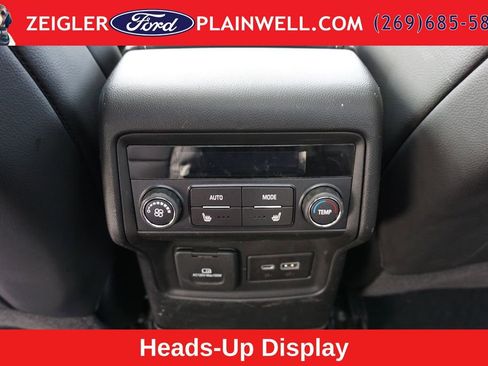 Used 2023 GMC Acadia SLT w/ Elevation Edition AWD/4WD image 13