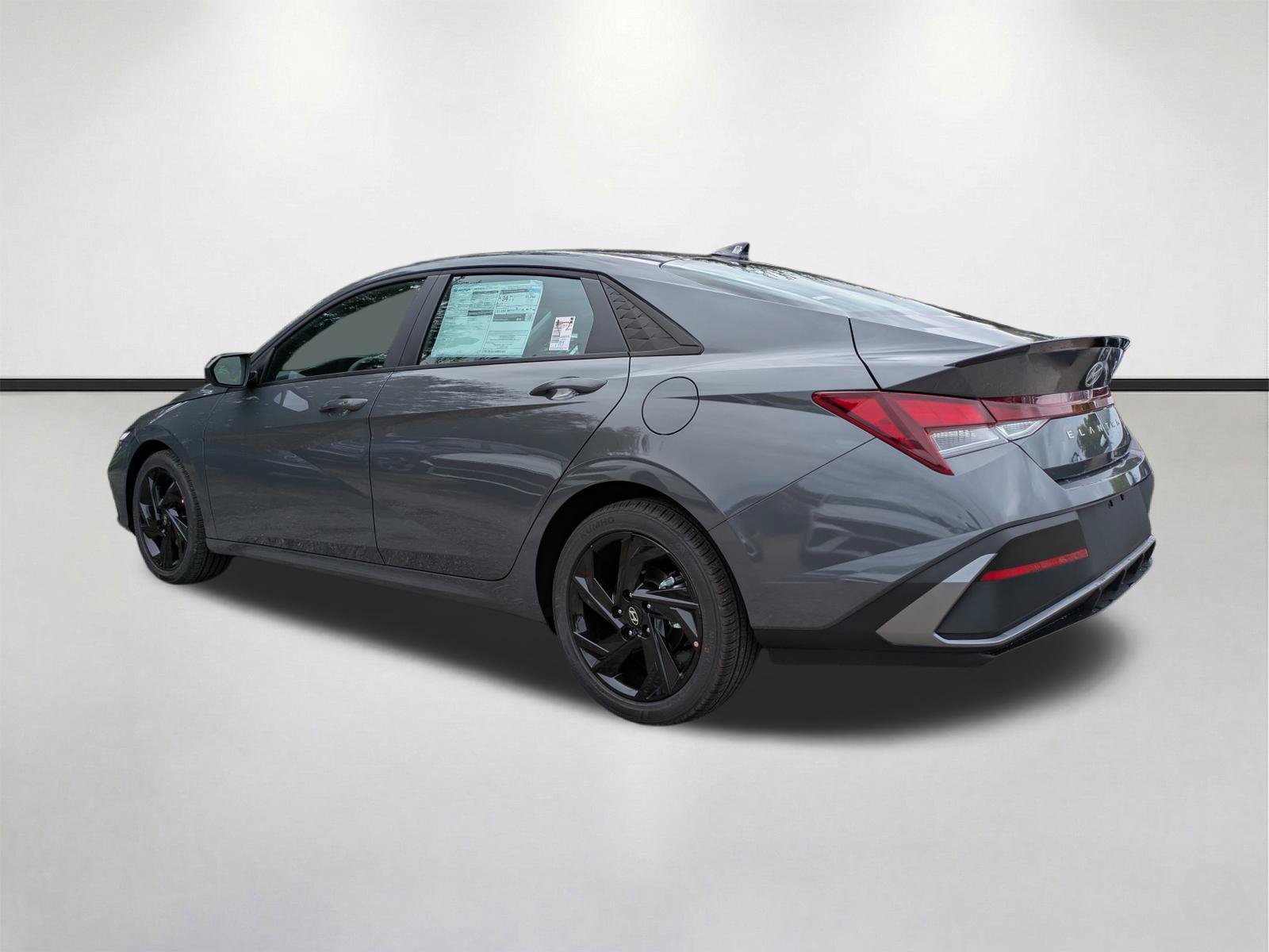 New 2026 Hyundai Elantra SEL Sport FWD image 7