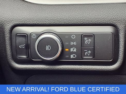 Certified 2023 Ford Explorer XLT w/ Equipment Group 202A AWD/4WD image 19