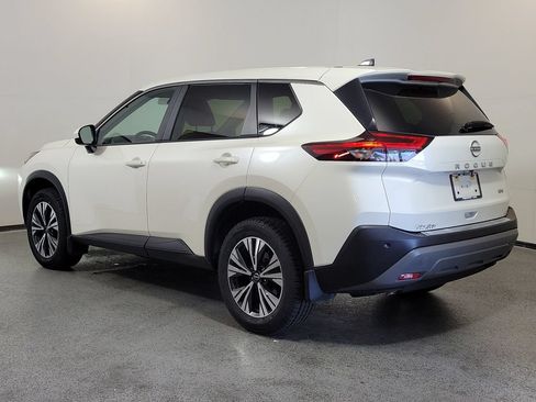 Used 2023 Nissan Rogue SV FWD image 5
