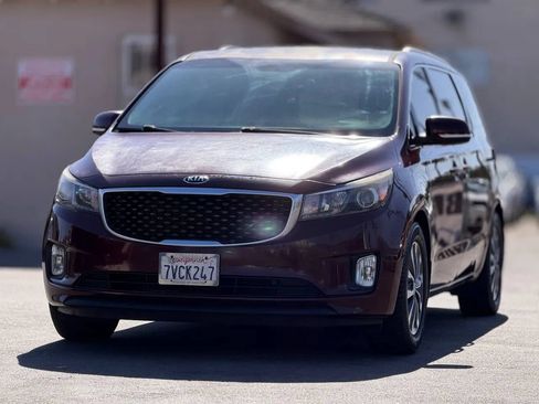 Used 2016 Kia Sedona SX FWD image 5