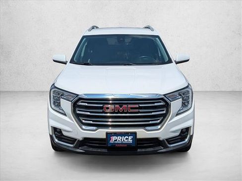 Used 2022 GMC Terrain SLT AWD/4WD image 2