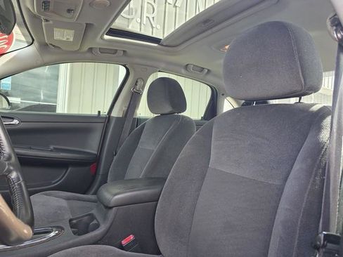 Used 2014 Chevrolet Impala LT w/ LT Sunroof Package image 8